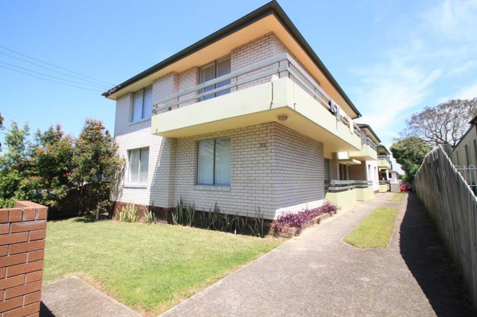 2/32 Garnet Street Dulwich Hill