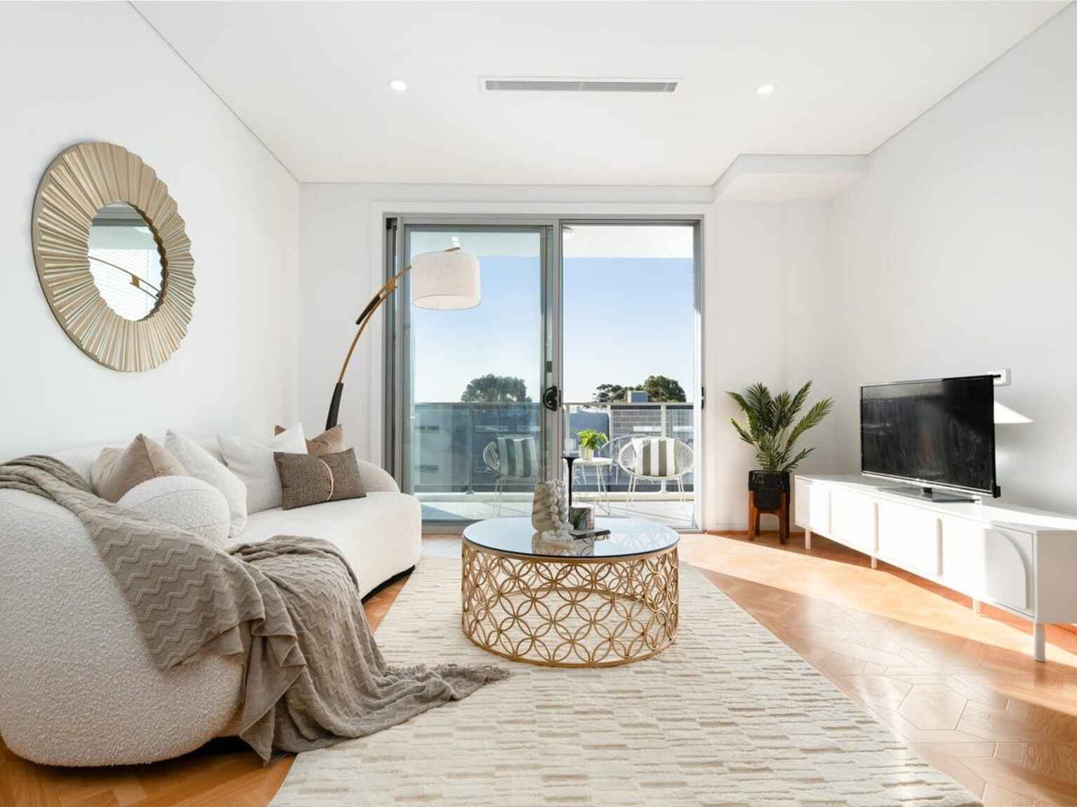 406/4 Broughton Street Canterbury