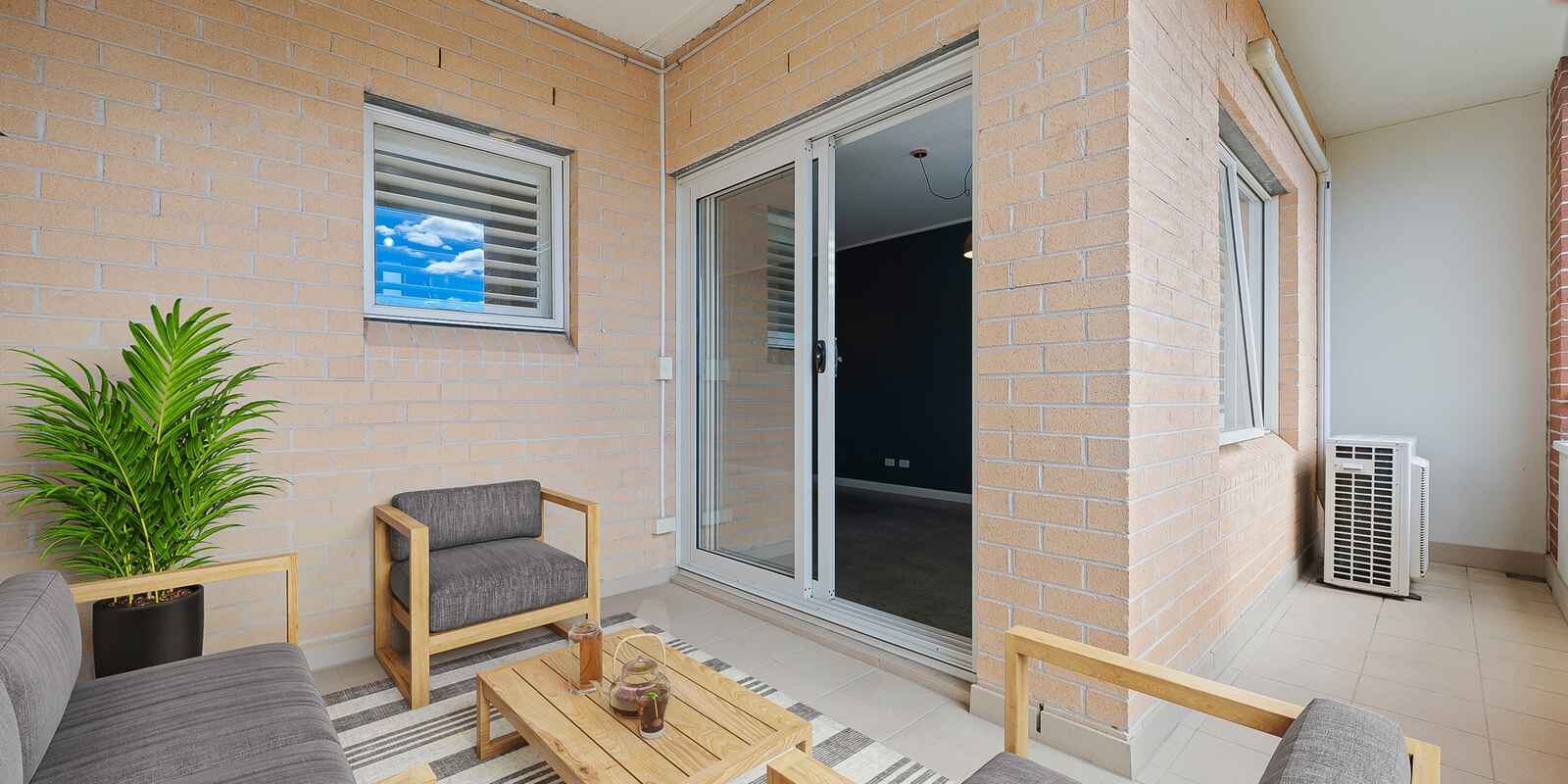 69/20 Close Street Canterbury