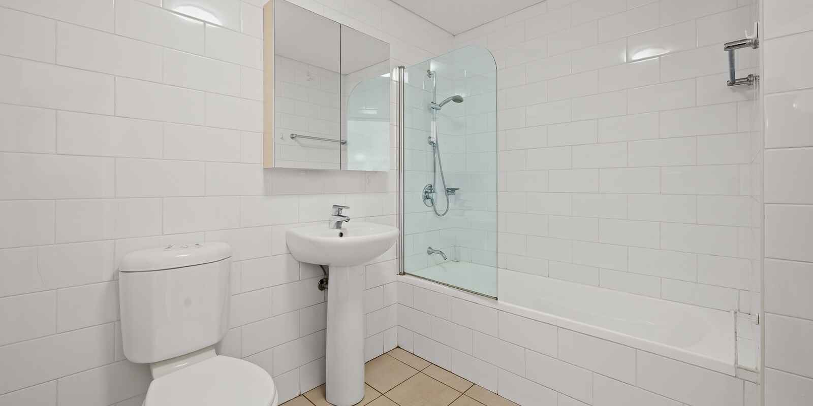 69/20 Close Street Canterbury