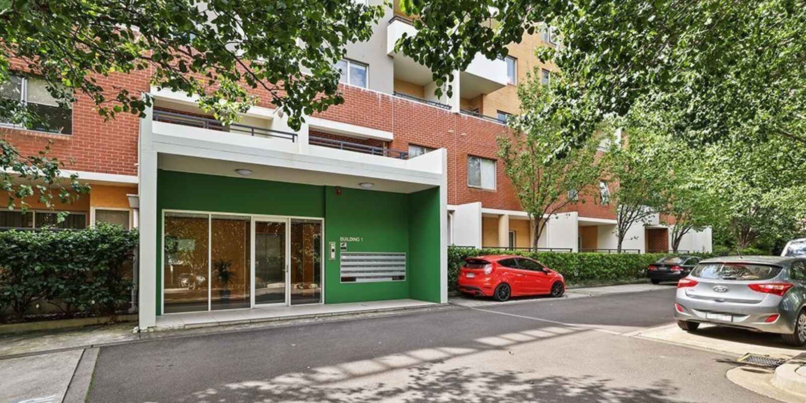 69/20 Close Street Canterbury