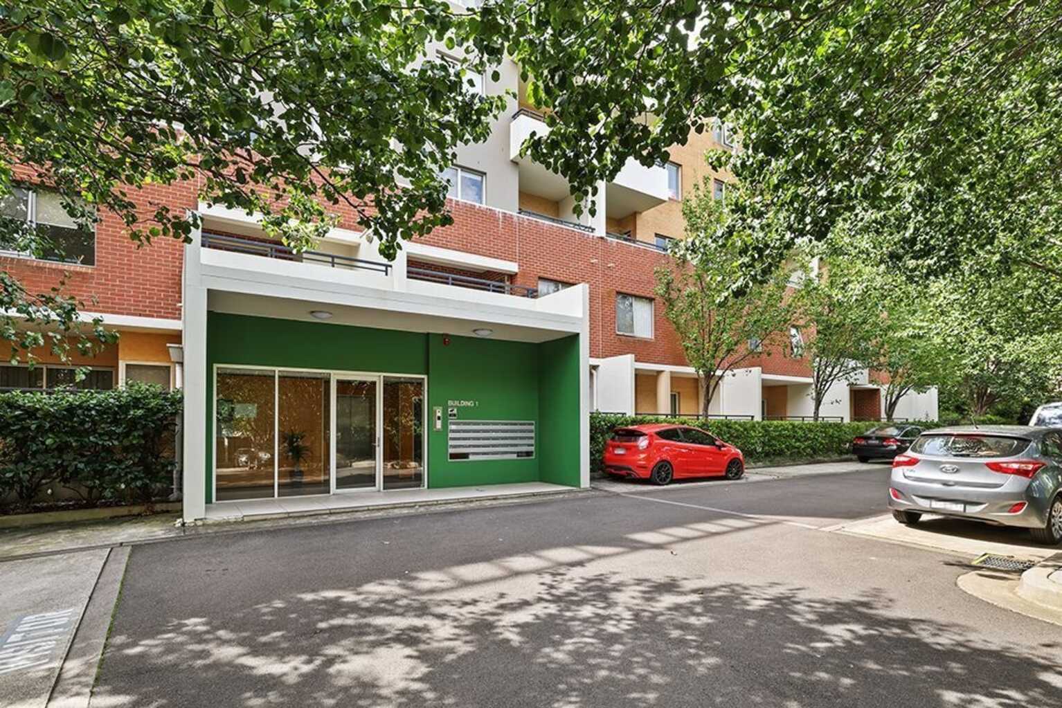 69/20 Close Street Canterbury