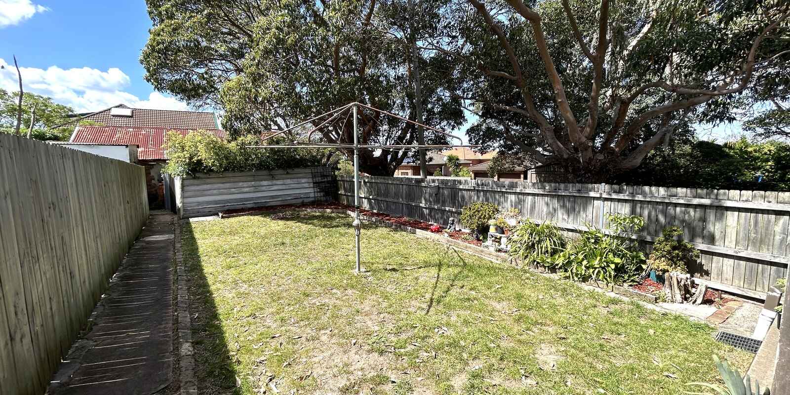 25 Dunstaffenage Street  Hurlstone Park