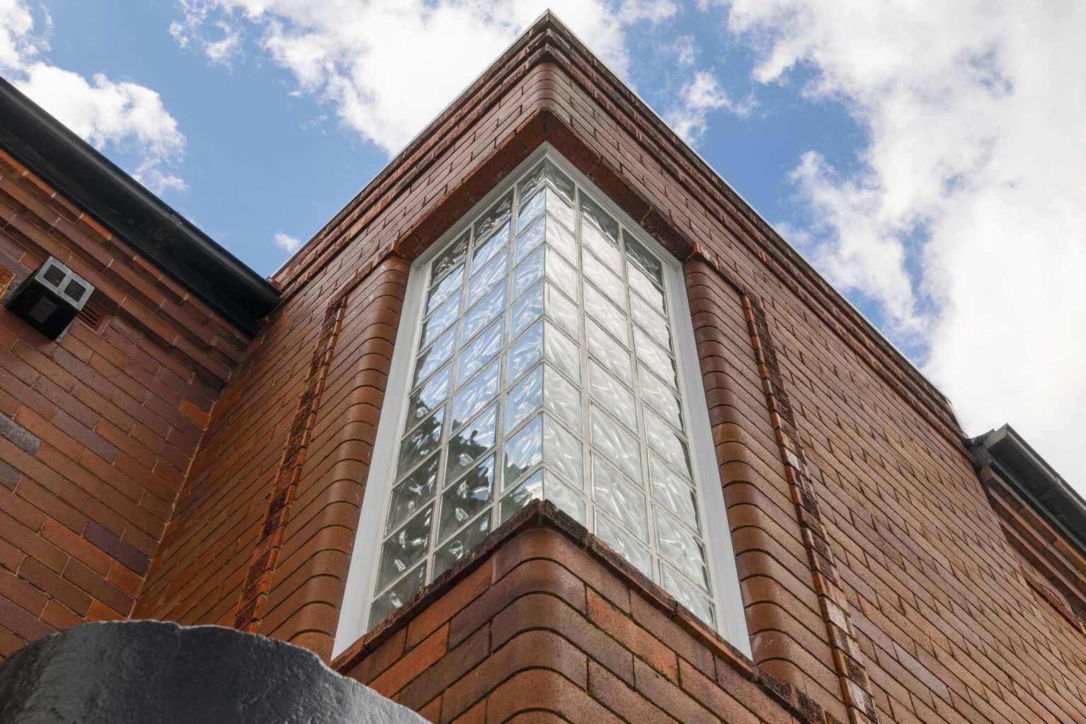 4/52 Henson Street Summer Hill