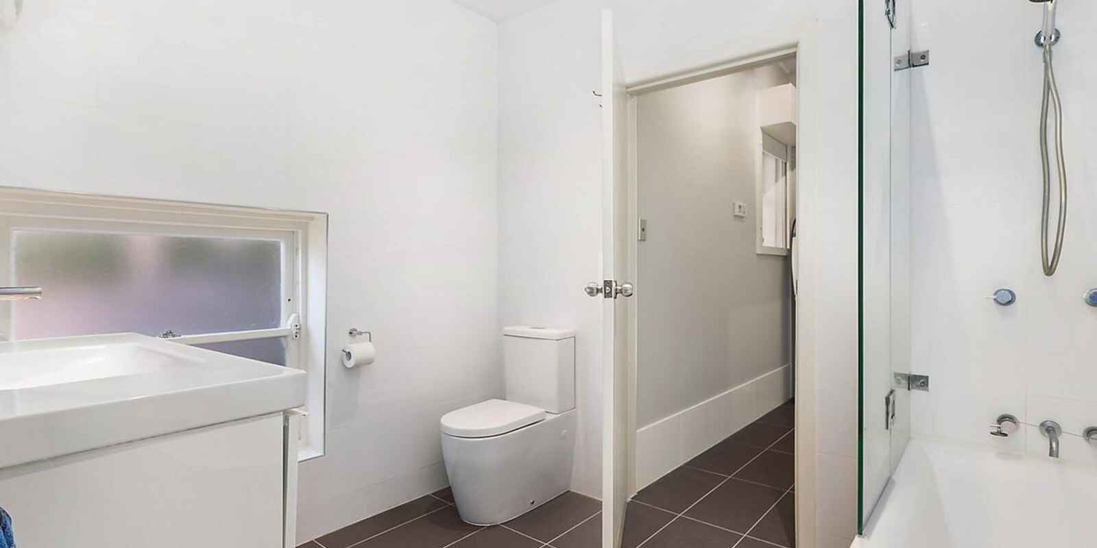 2/34 Forest Road Arncliffe