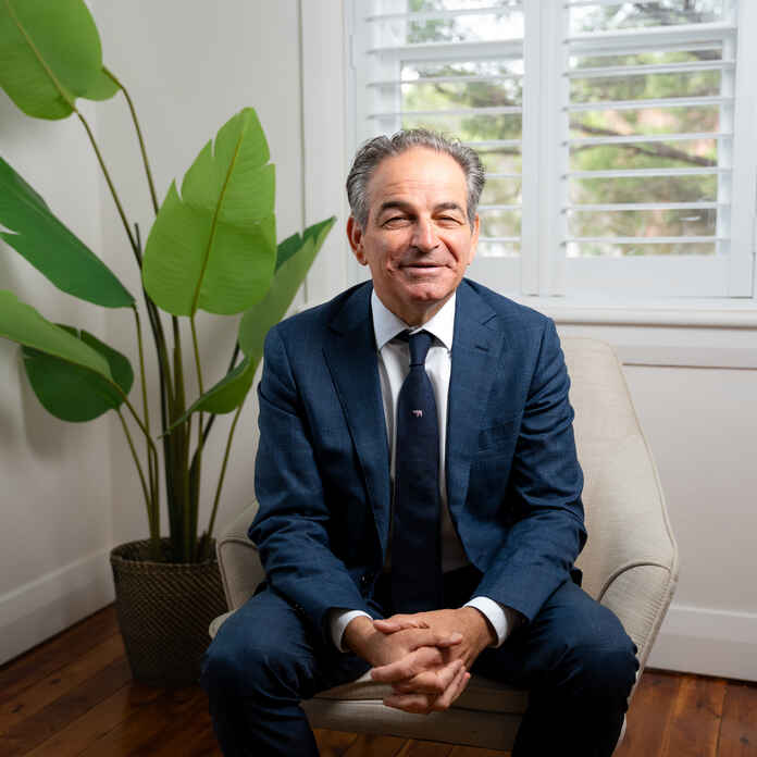 Aris Dendrinos Aris Dendrinos