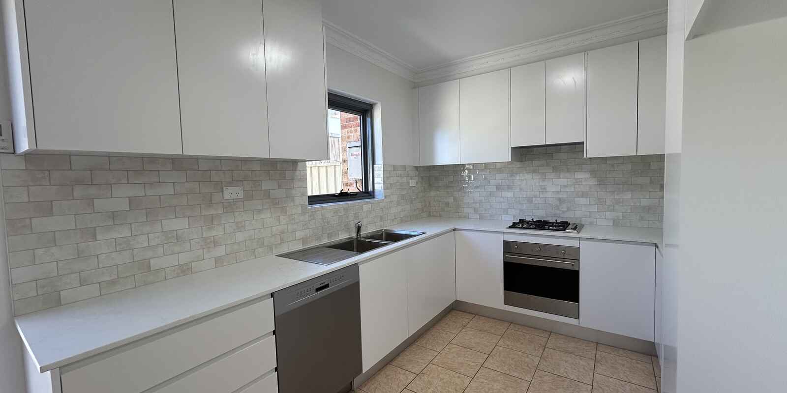 8/96 Duntroon Street Hurlstone Park