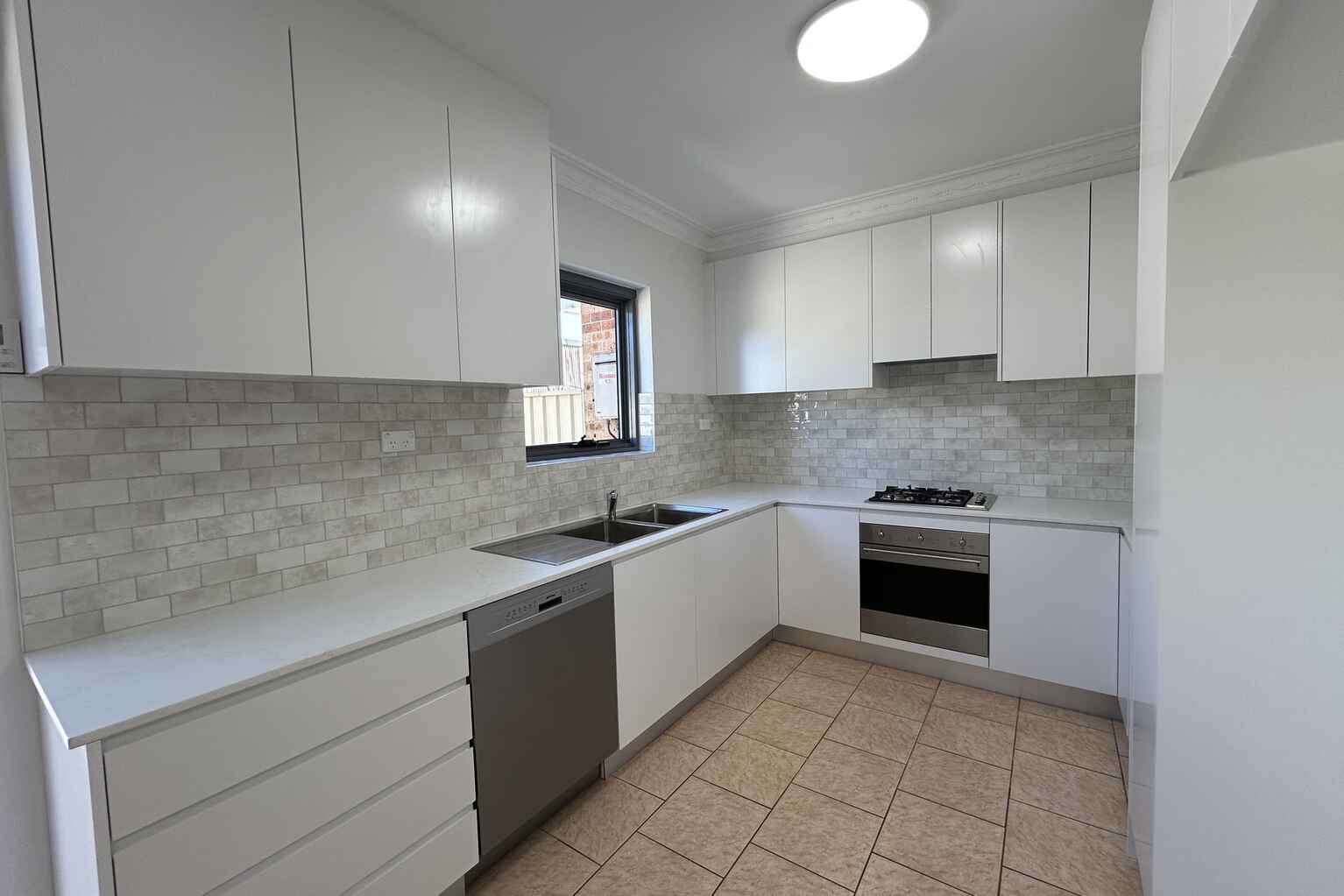 8/96 Duntroon Street Hurlstone Park