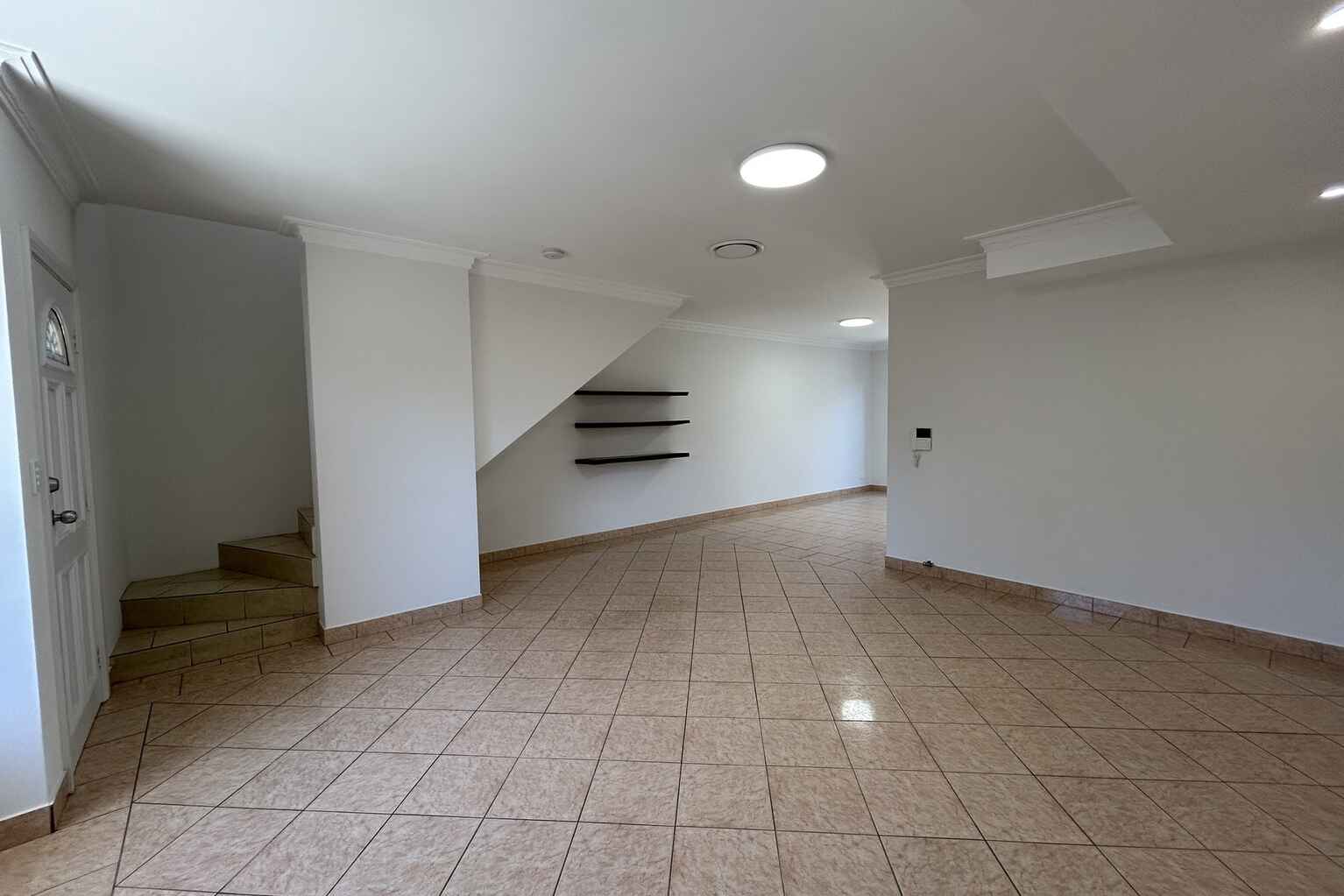 8/96 Duntroon Street Hurlstone Park