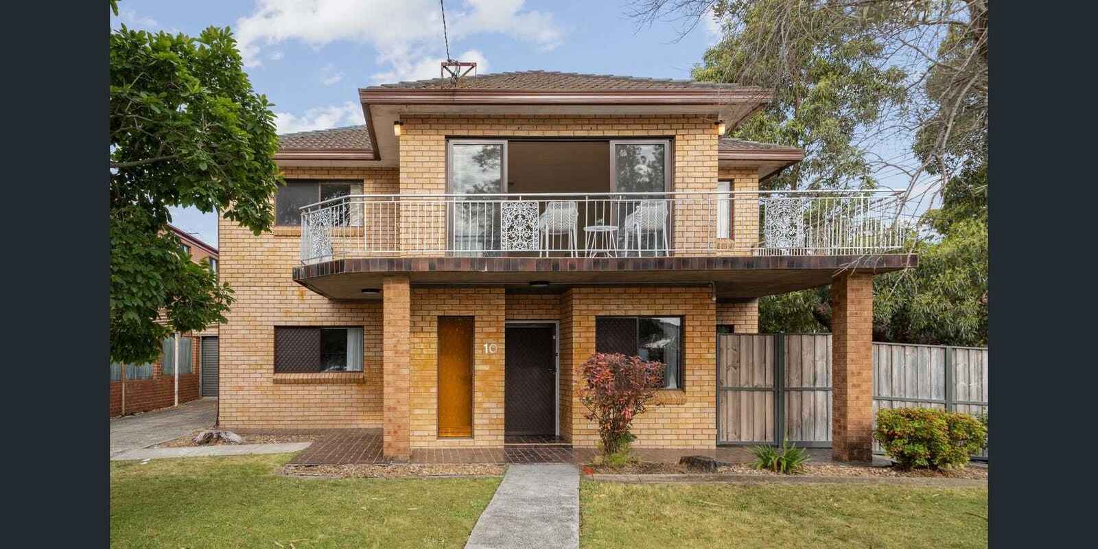 1&2/10  Marinea Street Arncliffe