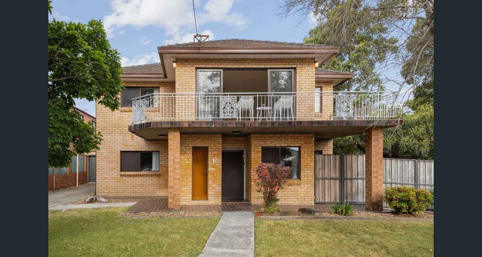 1&2/10  Marinea Street Arncliffe