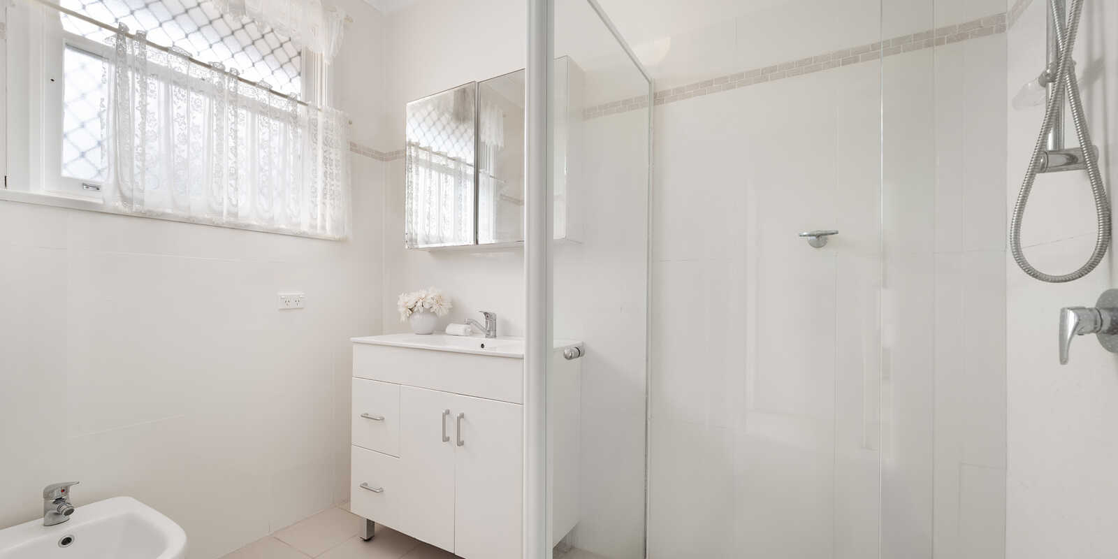 4/15 Solander Street Monterey