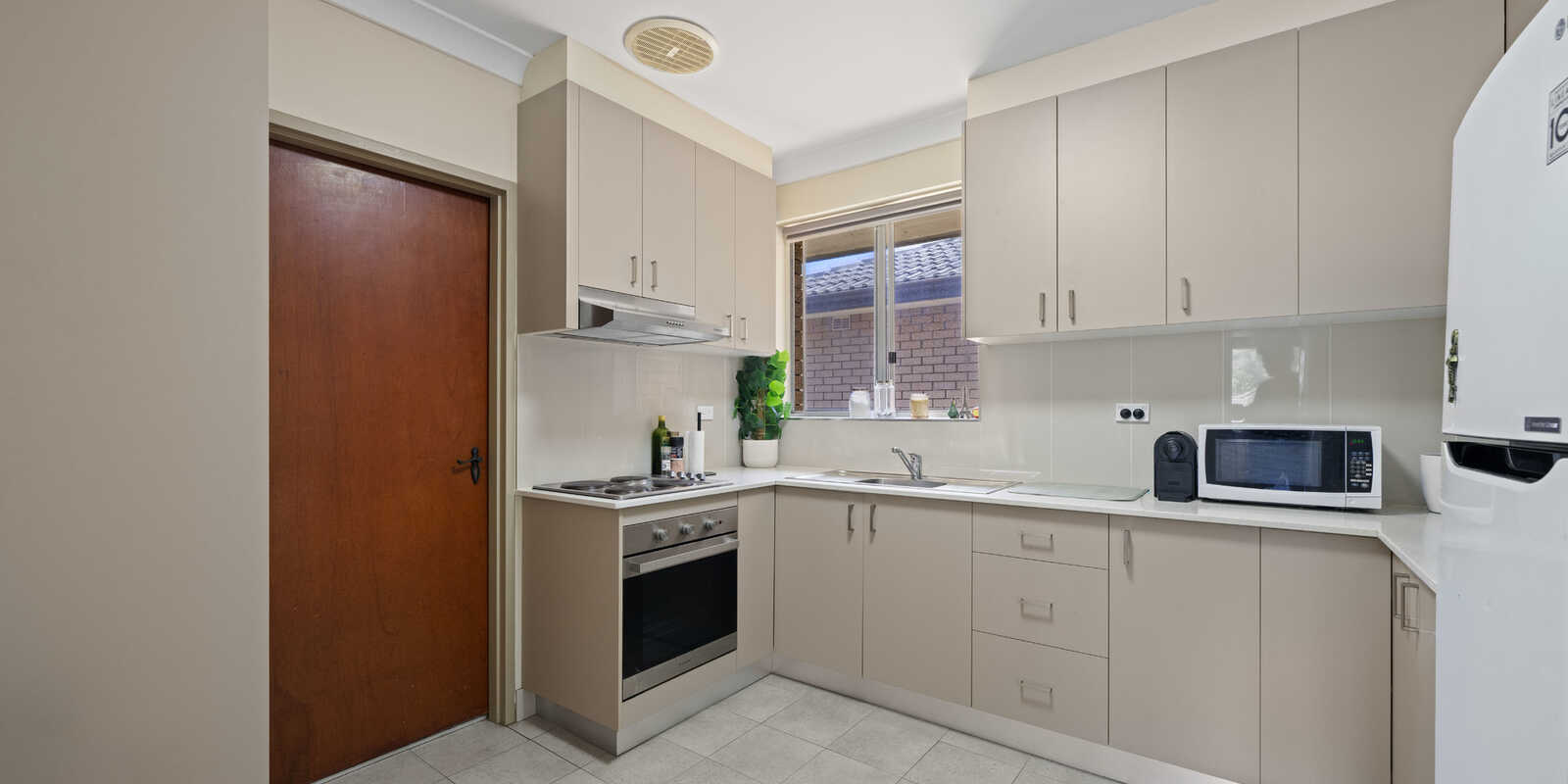 5/54-56 Floss Street Hurlstone Park 5/54-56 Floss Street Hurlstone Park