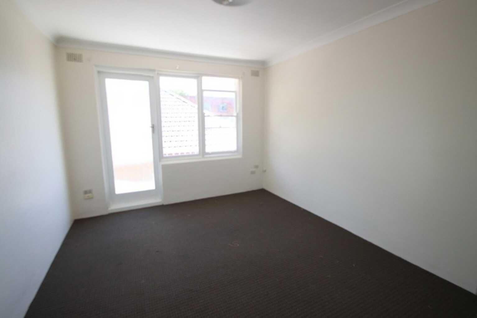 8/5 Osgood Avenue Marrickville