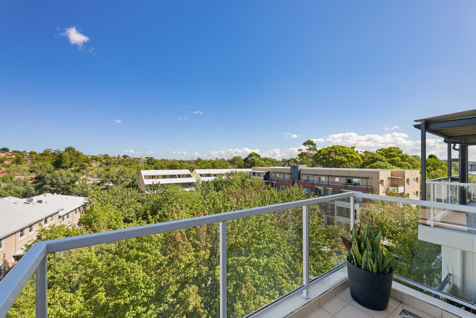 79/20 Close Street Canterbury