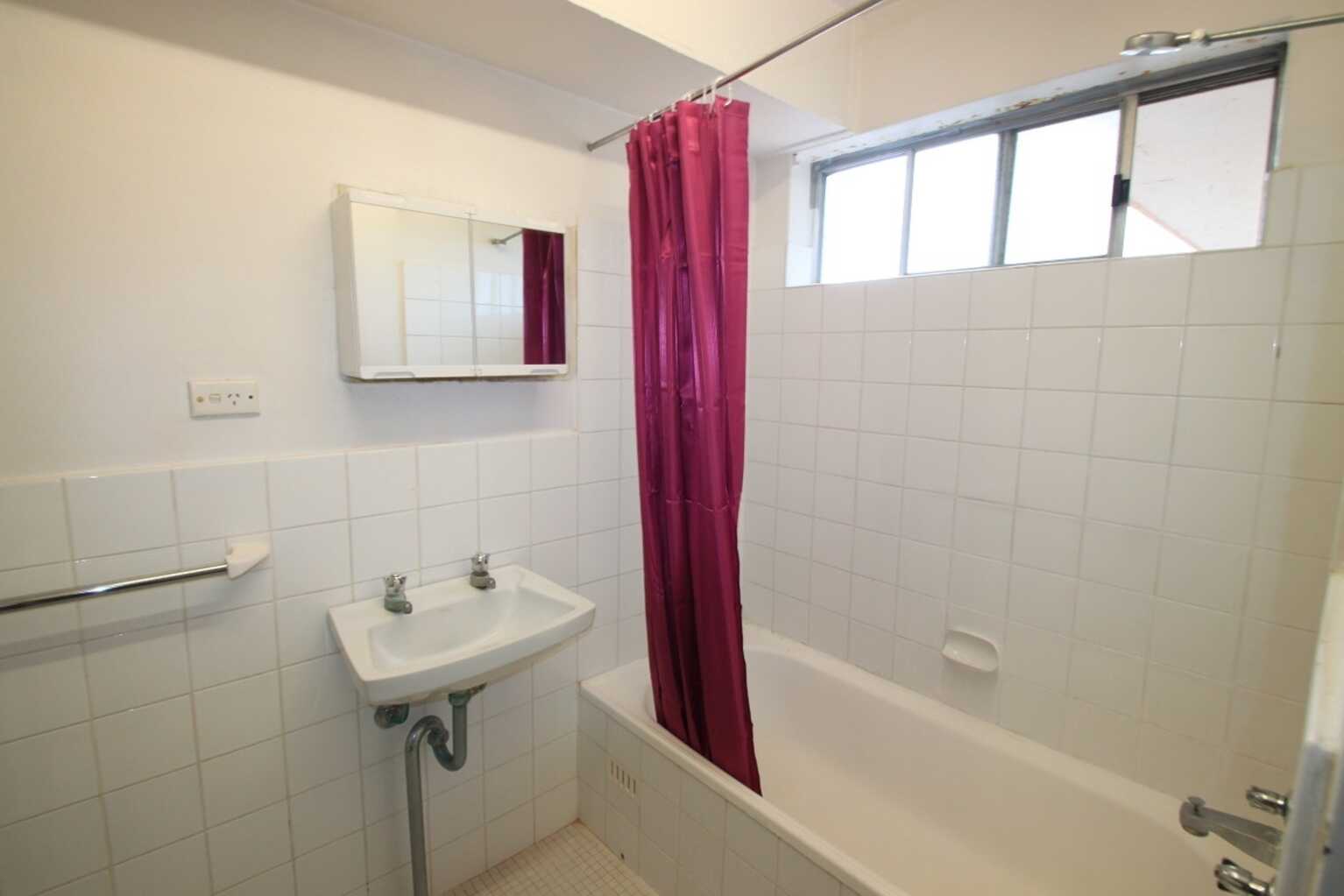 10/11-13 Tavistock Road Homebush West