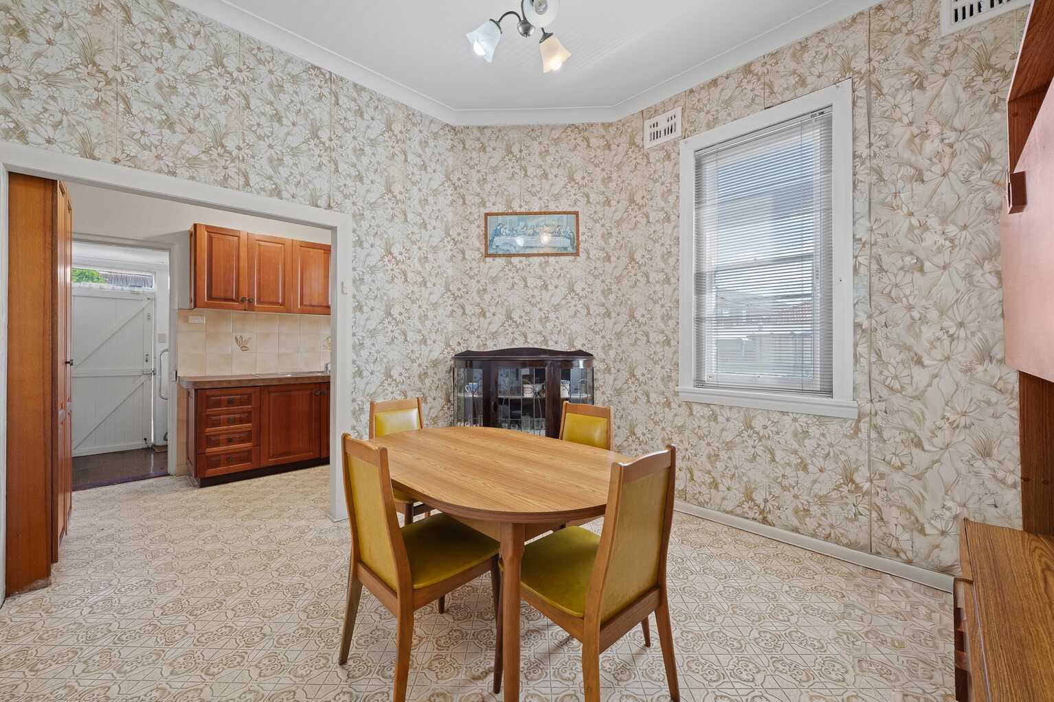 10 Unwin Street Canterbury