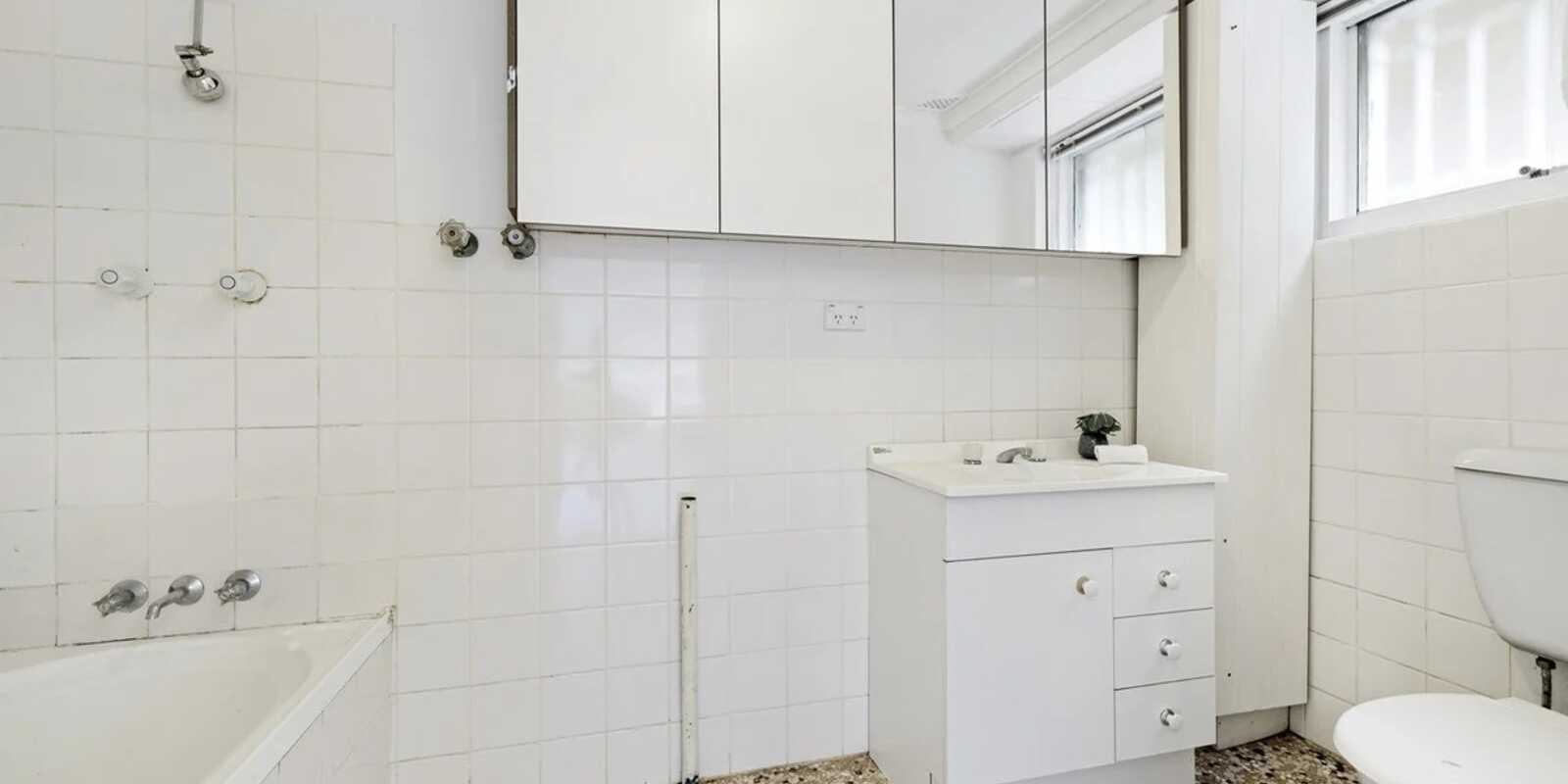 1/32 Tennent Parade Hurlstone Park