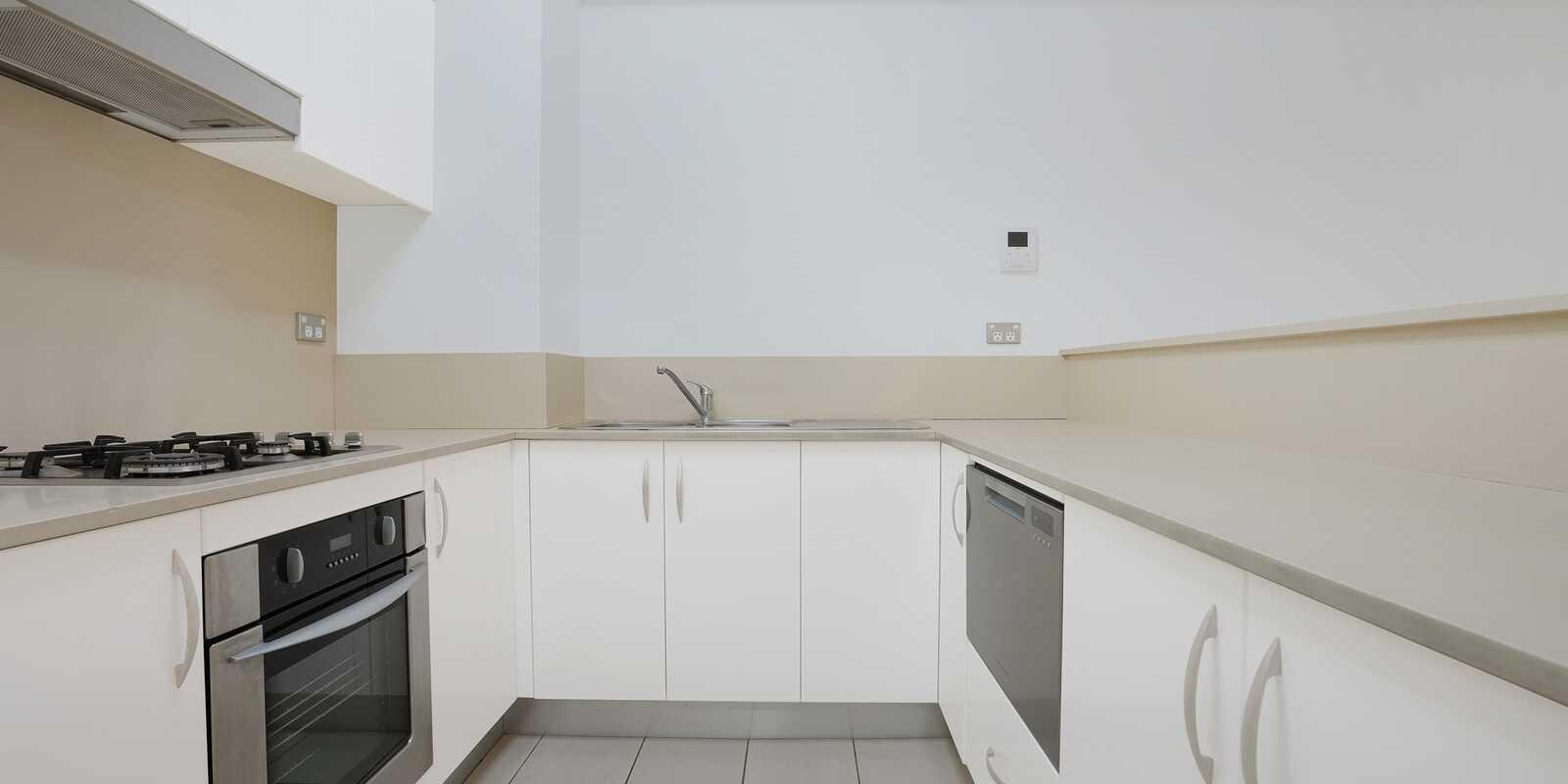 30/20 Close Street Canterbury