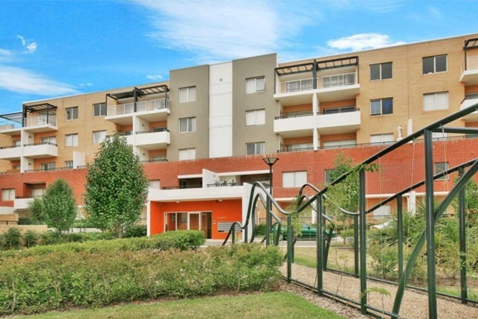 30/20 Close Street Canterbury