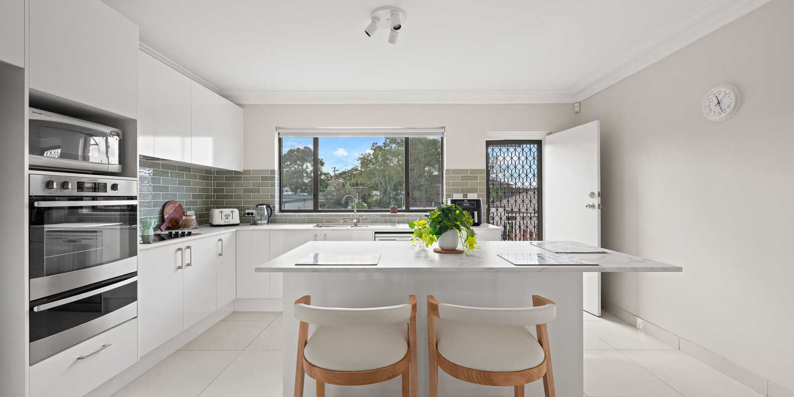 16 Plant Street Carlton