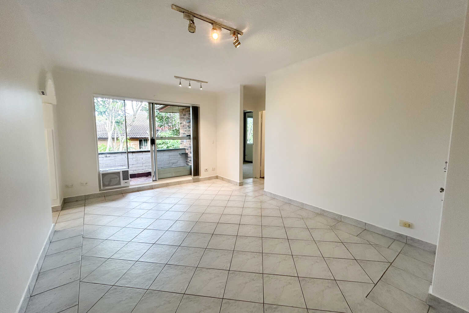 21/13-17 Myra Road Dulwich Hill