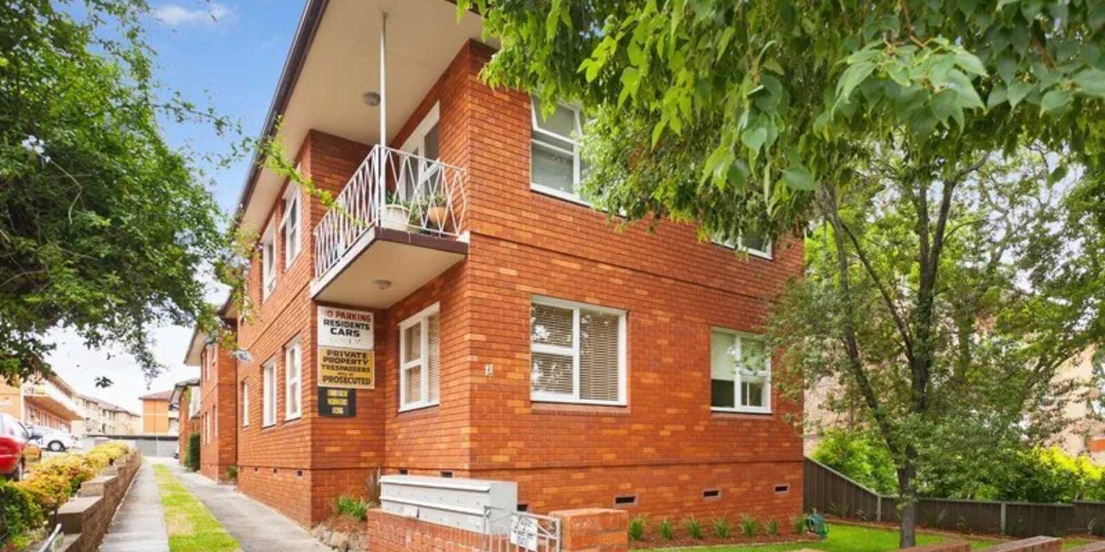 1/11 Myra Road Dulwich Hill