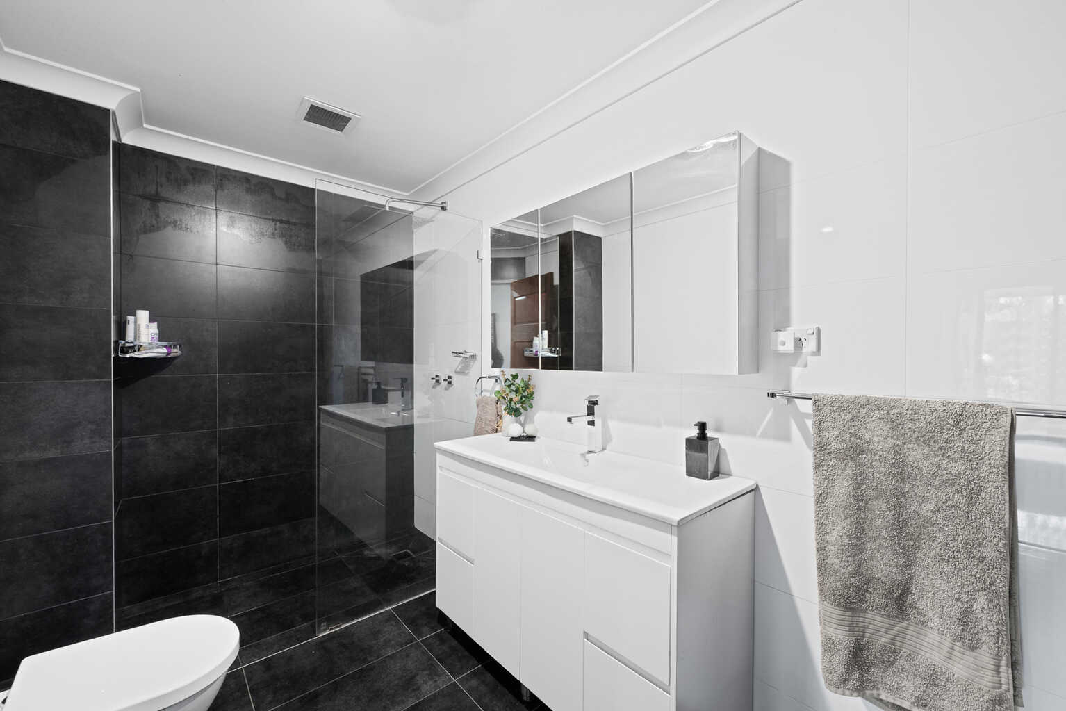 58/10-12 Broughton Street Canterbury