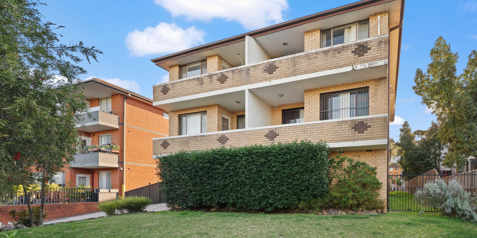 11/22 Terrace Road Dulwich Hill