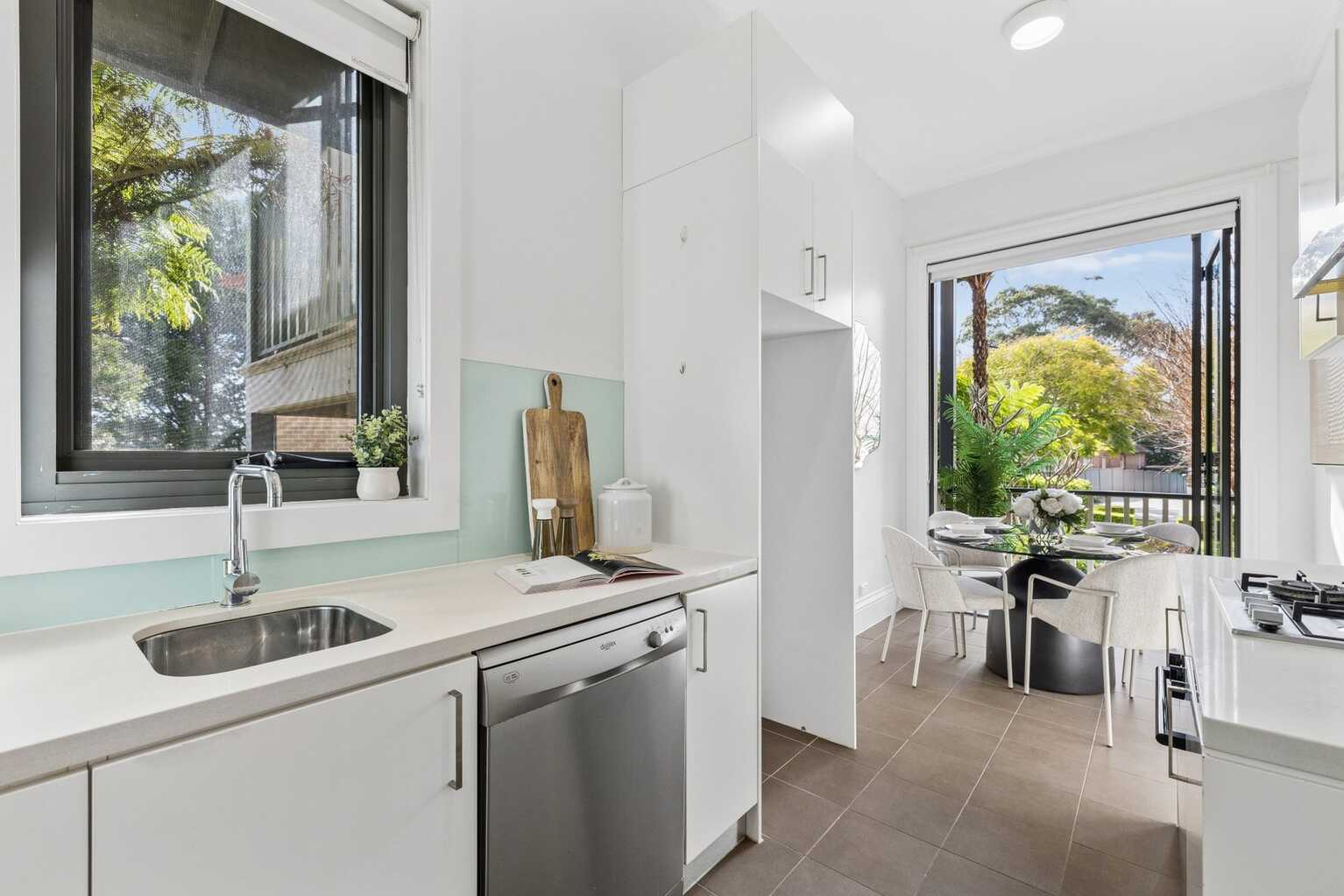 28/12 Leicester Street Marrickville