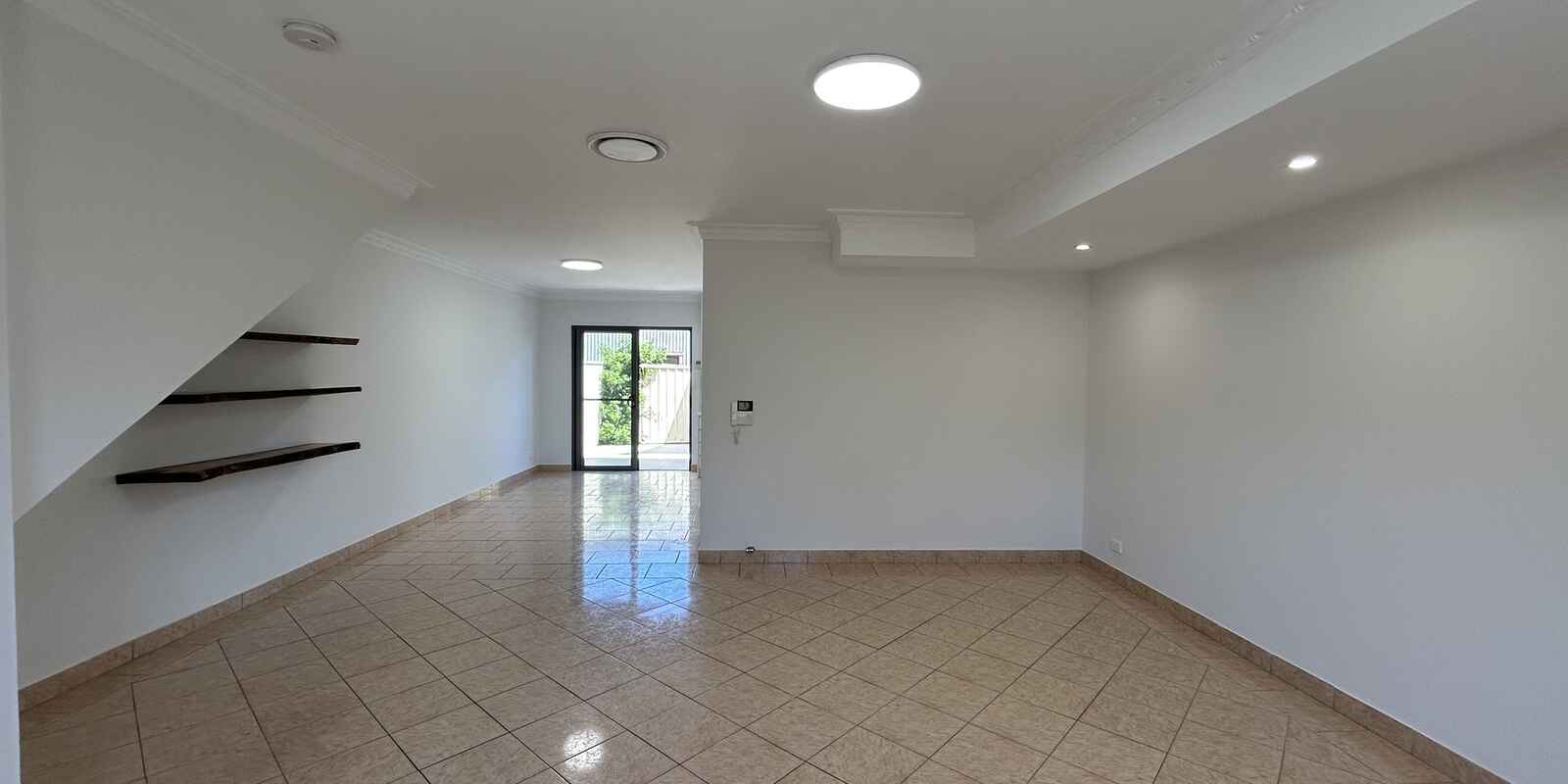 8/96 Duntroon Street Hurlstone Park