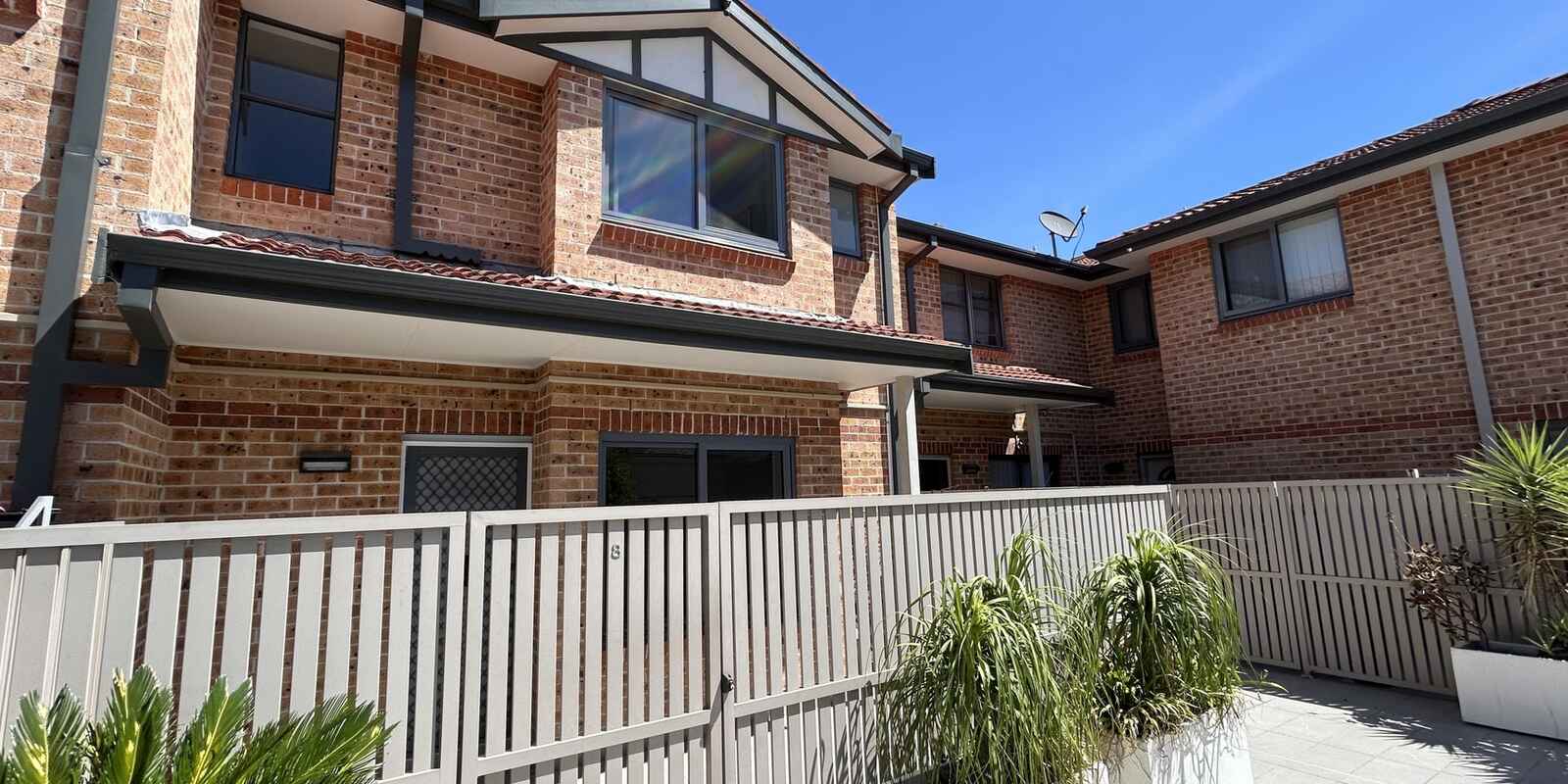 8/96 Duntroon Street Hurlstone Park
