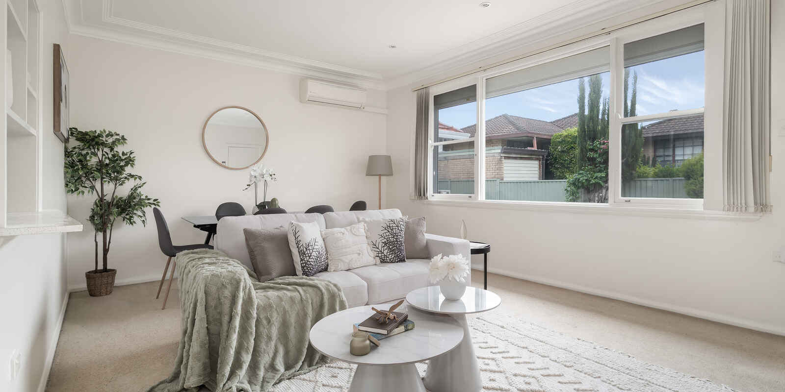 4/15 Solander Street Monterey