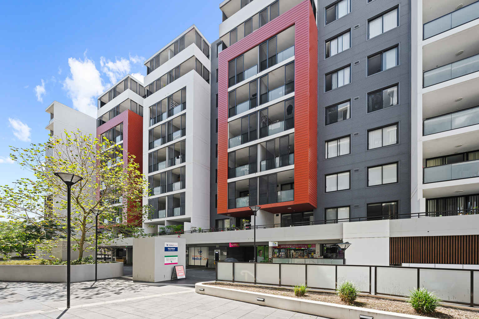 527/2E Charles Street Canterbury