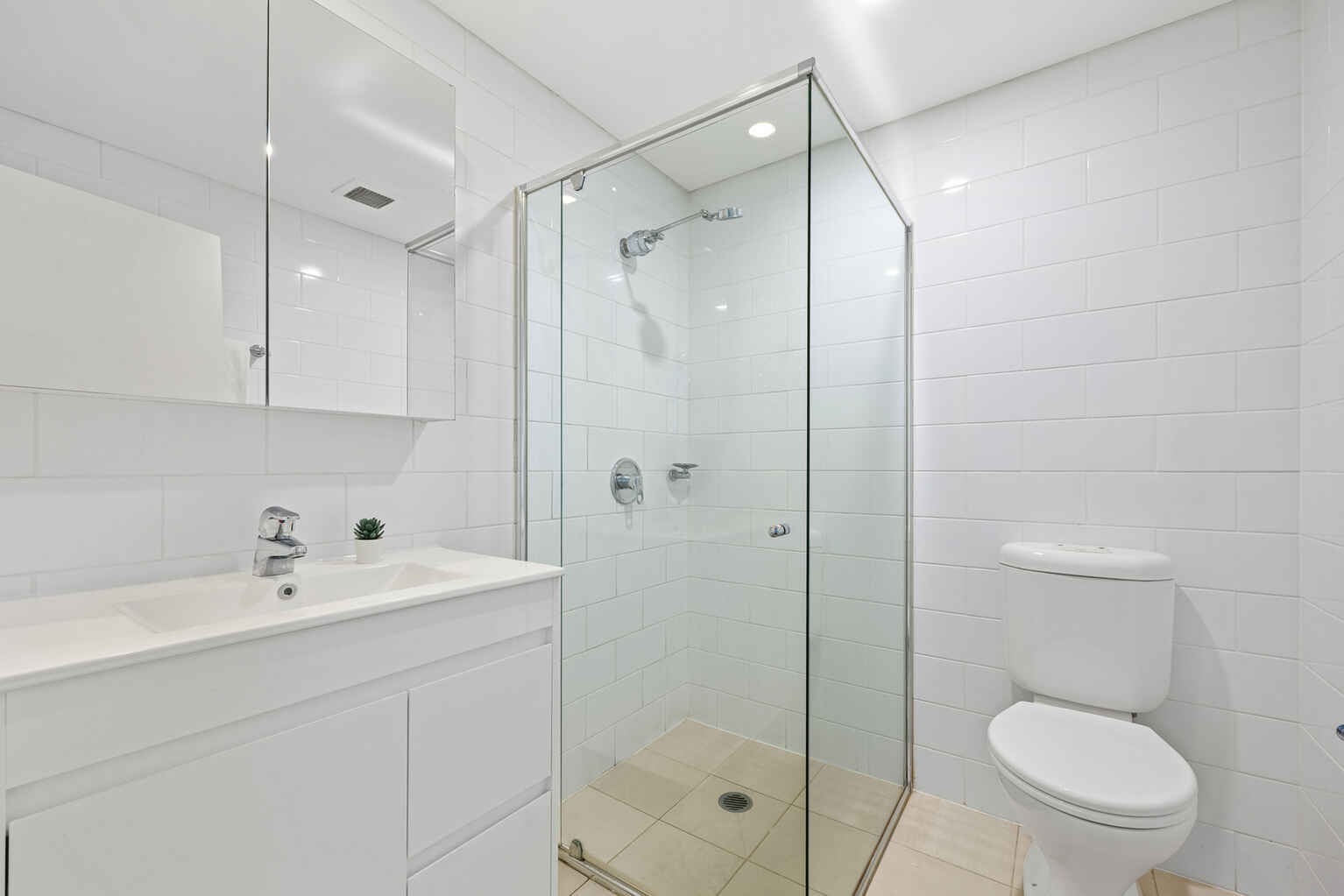 79/20 Close Street Canterbury