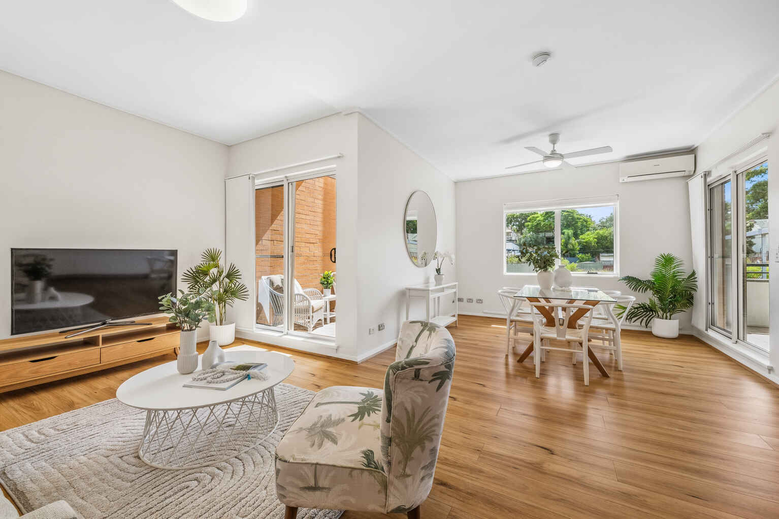 82/20 Close Street Canterbury 82/20 Close Street Canterbury