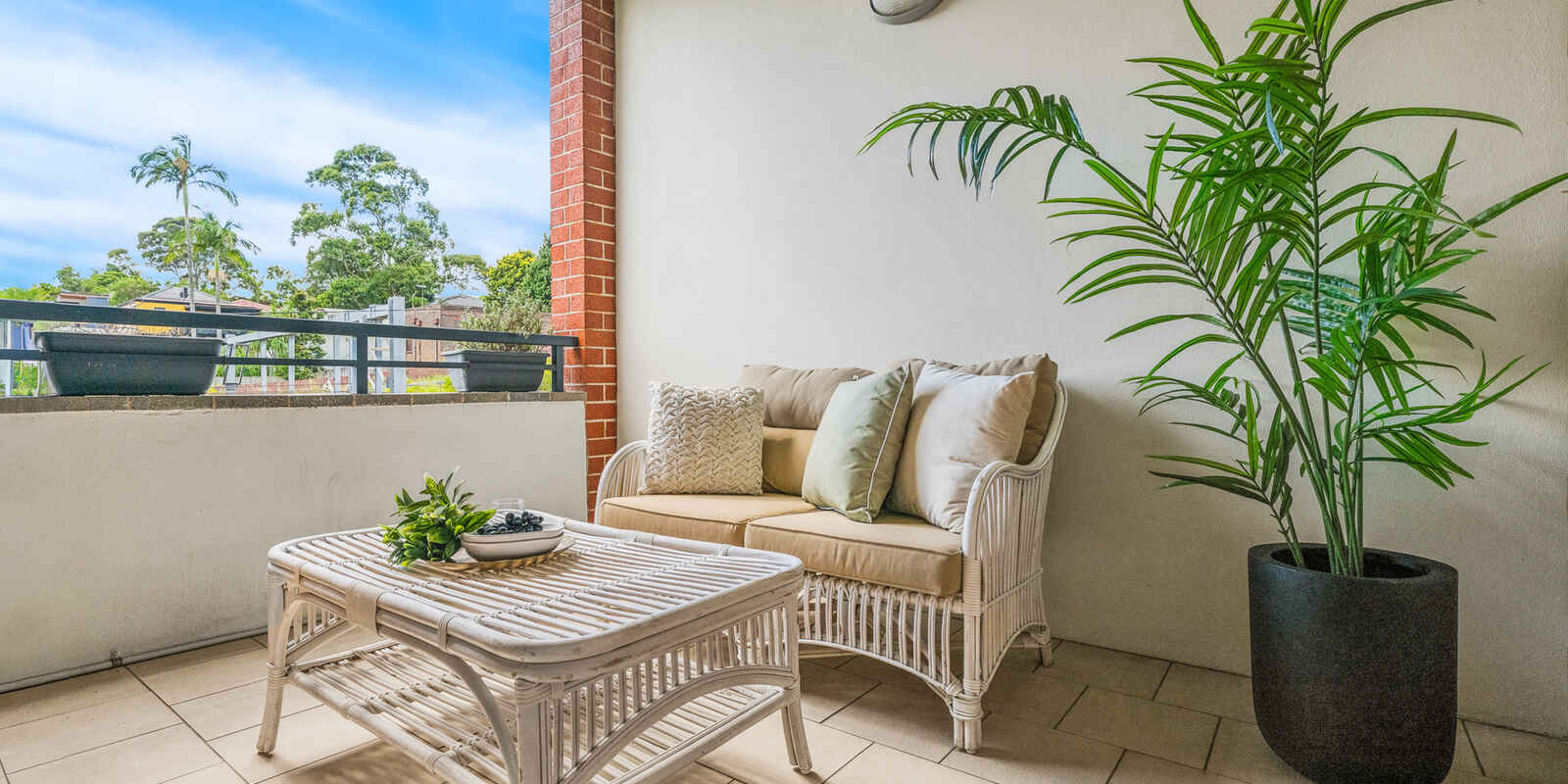 82/20 Close Street Canterbury 82/20 Close Street Canterbury