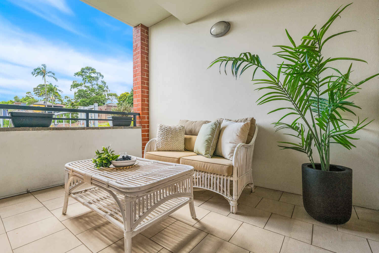 82/20 Close Street Canterbury 82/20 Close Street Canterbury