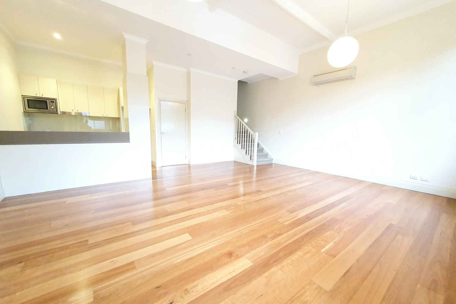10/2 Metropolitan Road Enmore