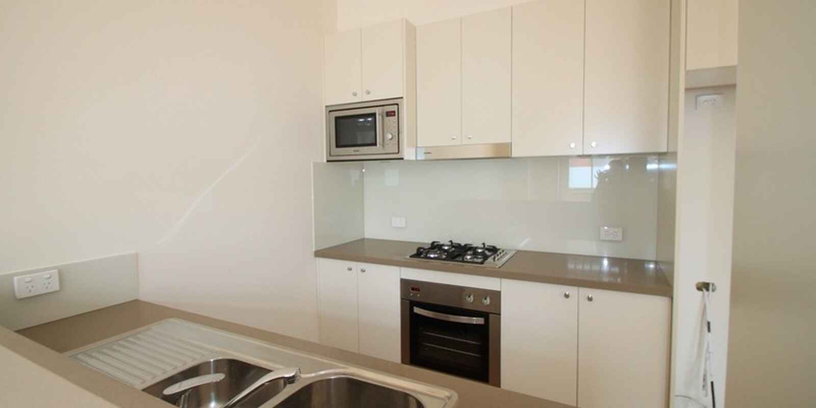 10/2 Metropolitan Road Enmore
