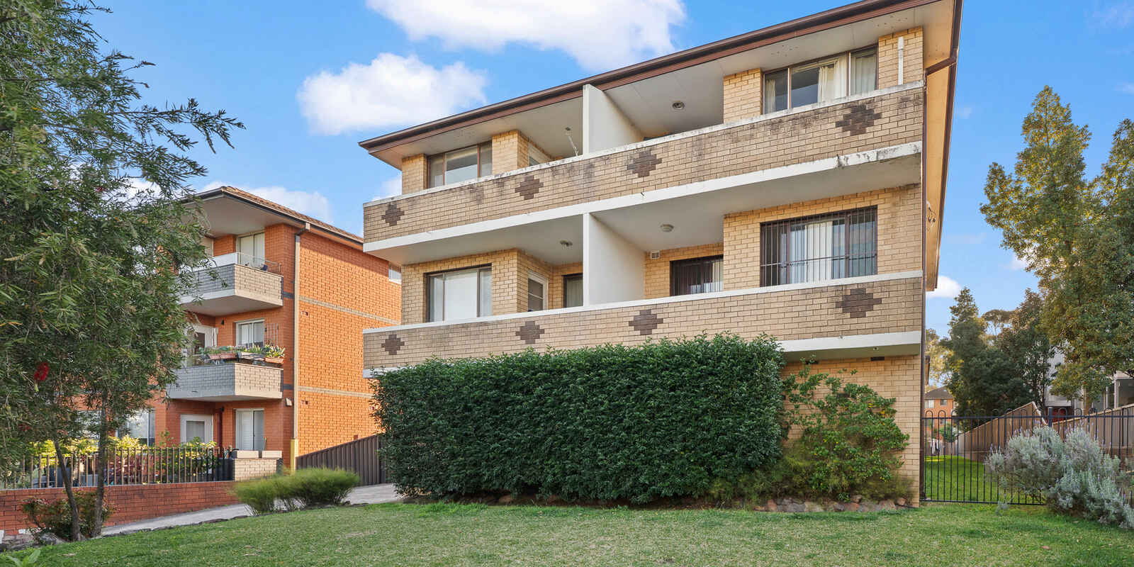 11/22 Terrace Road Dulwich Hill