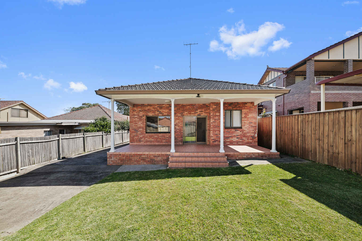 10 Ettrick Street Ashbury