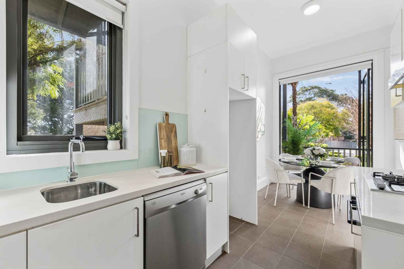 28/12 Leicester Street Marrickville