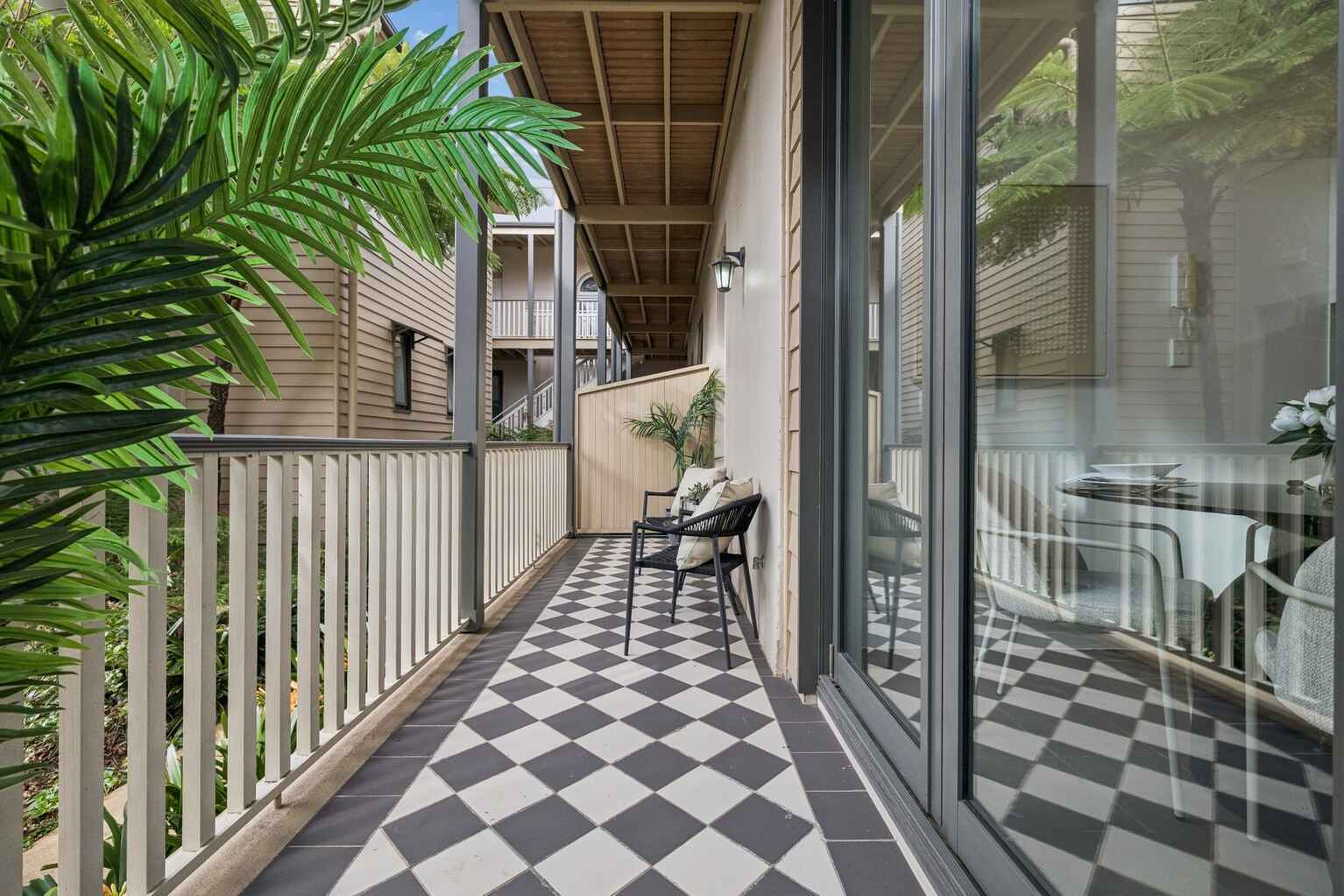 28/12 Leicester Street Marrickville