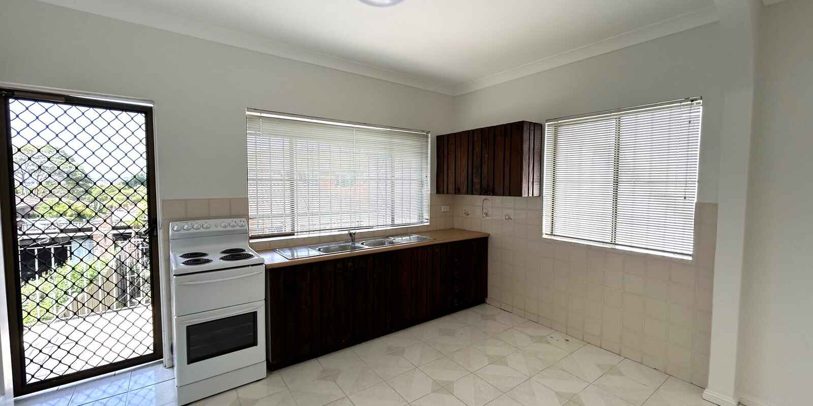 2/628 New Canterbury Road Hurlstone Park